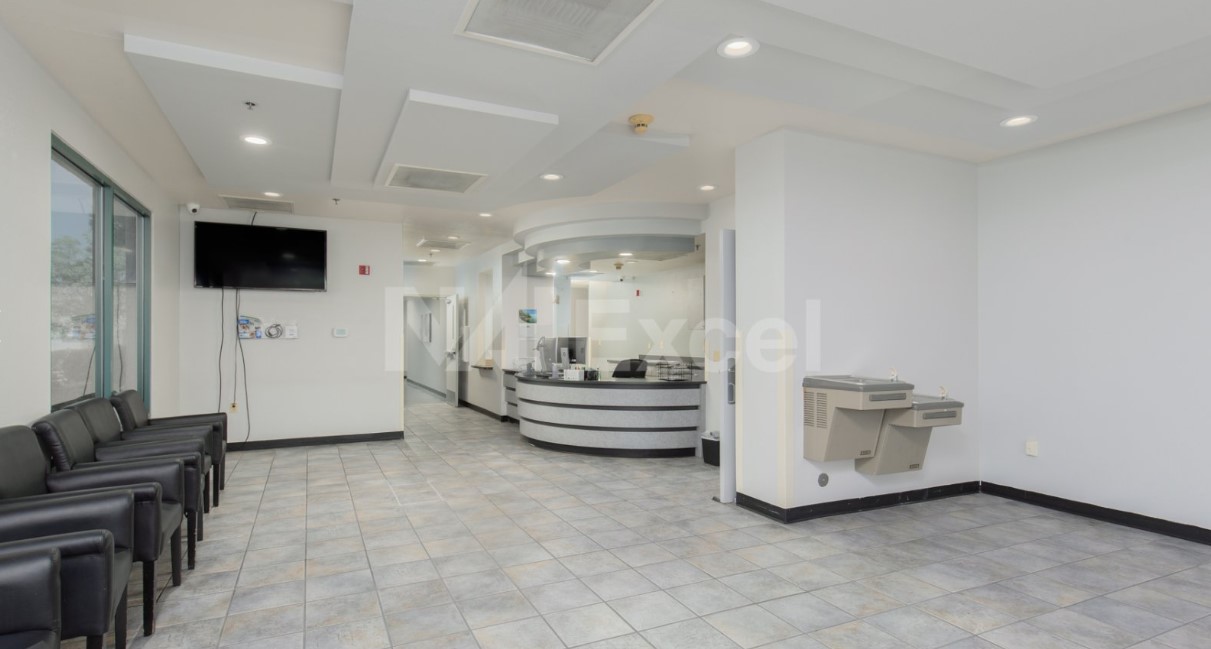 Fully Built out Medical Suite Available For Lease!